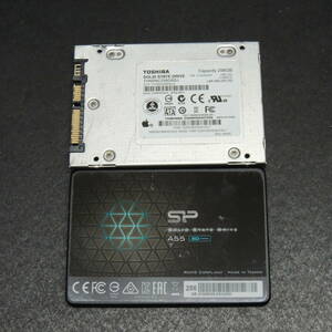 【2台まとめ売り/検品済み】SP SSD 256GB A55 / TOSHIBA SSD 256GB THNSNC256GBSJ (使用時間：248h/23287h) 管理:f-94