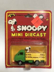 トミカ 輸出 50-1 Aviva Snoopy Mini Die-cast ハイエース ファームトラック Pocket Cars 香港製