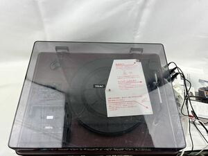 (SI)訳あり未使用品　レコードプレーヤー TEAC ターンテーブル LP-R560K 2020年製　動作確認済み　音響機器　説明書有り　マイク付き　