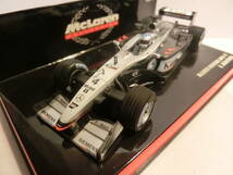 PMA 1/43　マクラーレン　メルセデス　M4-17　＃4　キミ・ライコネン　2002　＊美品 ＊送料300円～ 　Mclaren　Mercedes 　Kimi　Raikkonen_画像3