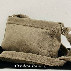 CHANEL ★ 新品 未使用 シャネル ショルダー バッグ 斜め掛け ショルダーバッグ ブラウンの画像3