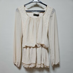 ￥3990 CECIL McBEE　セシルマクビー　シフォンレースチュニック　長袖　ベージュ　M 