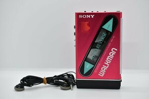 【レターパック】SONY ウォークマン WM-102 レッド カセットプレーヤー 電池ボックス 通電OK ジャンク品