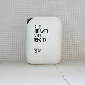 STOP THE WATER WHILE USING ME!　プラタンク　5L