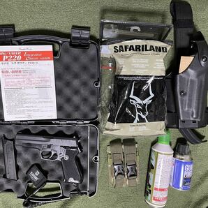 陸上自衛隊Sig P220 IC 9mm拳銃(ABS製) タナカワークス社  サファリランドホルスター付き 付属品多数の画像1