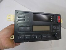 A2490 B トヨタ ツーリング ハイエース 後期 RCH41 純正 エアコン スイッチ 時計 ハザード パネル 83910-26060 55900-26310_画像2