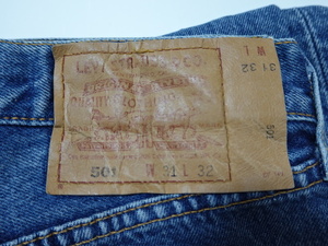 ■0306■米国製 リーバイス LEVIS デニム 501 W31 ボタンフライ ●