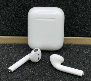 ★新品同様 Apple AirPods 第2世代 With Charging Case ホワイト YH001 