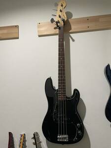 スクワイヤー　プレベジョンベース　PB fenderケース　エレキベース