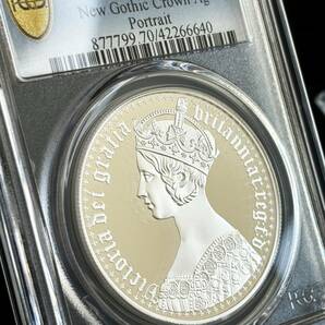 2021 ゴシッククラウン イギリス領オルダニー エリザベス2世 ５ポンド 銀貨 2枚セット PR70 PCGS 元箱＆COA付き ウイリアムワイオンの画像3