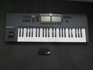 #0KOMPLETE KONTROL S49 MK2