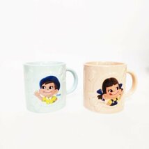 現状品 FUJIYA 不二家 ミルキー 50周年記念 ペアマグカップ ペコポコ人形付き ２体 Milky 50th Anniversary 陶器製 人気 レトロ HS0059_画像2