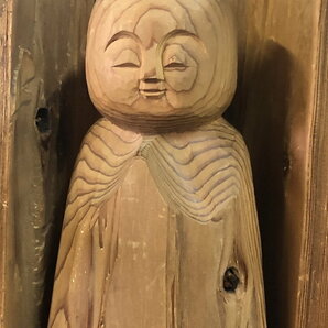 仏師 山本竜門 本人造 癒しの木彫り 在銘の画像2