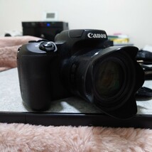 中古美品Canon SX70HS PowerShot　デジカメ4K Wi-Fi65倍ズーム　送料無料_画像2