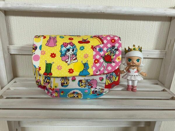 乙女ちっく　ぽってりポーチ　ハンドメイド パッチ柄