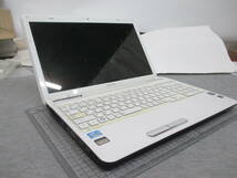 a334 TOSHIBA dynabook 　T451/45EW 　ＨＤＤレス　ノートPC　　ジャンク扱いでお願いします。_画像4
