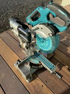 マキタ 18V 卓上スライド丸のこ makita 充電式　LS610DZ 165mm