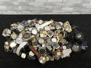 16☆腕時計 大量まとめ 90点以上 SEIKO/CITIZEN/G-SHOCK/YSL/GIVENCHY/courreges など セイコー シチズン サンローラン 写真追加有り