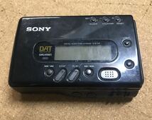 SONY DATウォークマン ジャンク品 TCD-D8_画像1