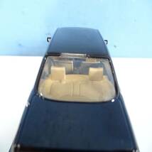 WHITE BOX 1/43 メルセデスベンツ 500SE 1979 ブラック ミニカー MERCEDES-BENZ Y2024031020_画像6