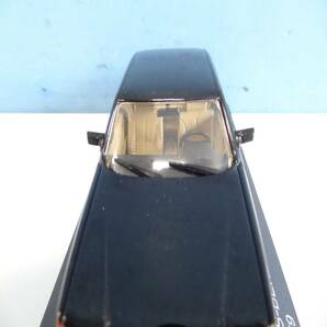 WHITE BOX 1/43 メルセデスベンツ 500SE 1979 ブラック ミニカー MERCEDES-BENZ Y2024031020の画像7