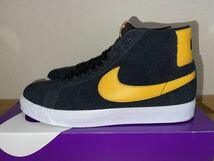 NIKE SB ZOOM BLAZER MID BLACK/GOLD US9.5 ナイキ _画像2