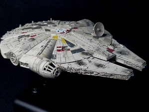  Bandai made. 1/144 millenium Falcon EP9 VERSION .EP5 manner . did plastic model final product.. free shipping 