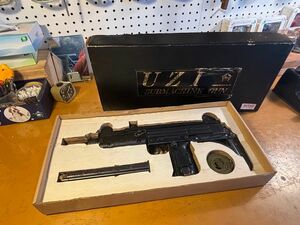 マルシン　モデルガン　UZI Submachine Gun