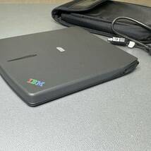 B ★全国送料無料★ 動作品 現状渡し IBM USB Portable CD-ROM Drive ケーブル ケース ◆ 00N8239 FRU No. 00N8244 2006年4月製造_画像7