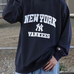 未使用品　NEW YORK YANKEES スウェット　トレーナー　ヤンキース