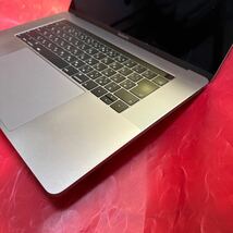 ジャンク パスワードロック MacBook Pro 15-inch 2018 i7? メモリ16GB? ストレージ??? SK2403-03_画像3