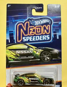 Hot Wheels NEON SPEEDERS 2017 NISSAN GT-R