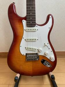 【美品/希少】Squier ストラトキャスターFMT AMB