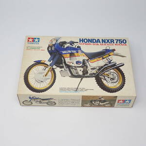 未組立品 タミヤ ホンダ NXR750 1986年パリ ダカール・ラリー優勝車 NO.54 1/12