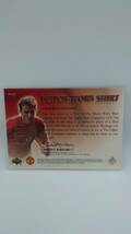 【PHIL NEVILLE】 UPPER DECK　MANCHESTER UNITED 2002　MATCH-WORN SHIRT CARD_画像2