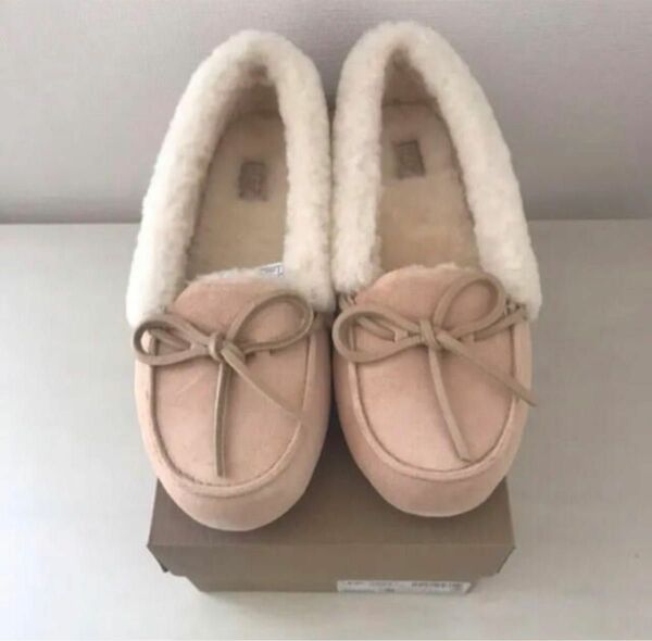 UGG モカシン