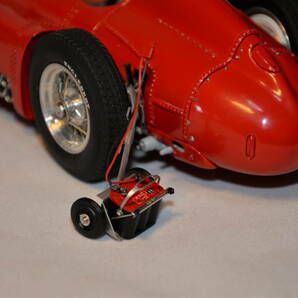 CMC 1/18 Ferrari D50 1956 Item No.M-180の画像10