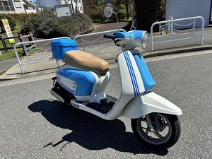 ランブレッタ　イタリヤ　１２５ｃｃ　東京から　（ベスパ　レトロ）