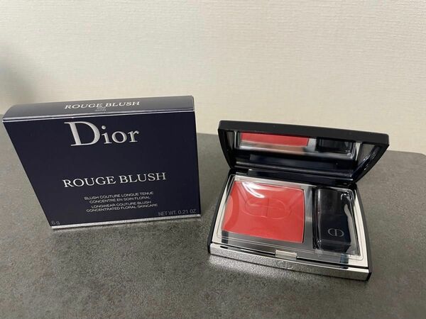 新品未使用 ディオールスキン ルージュ ブラッシュ 999 サテン Dior