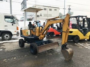 油圧ショベル(Excavator) Komatsu PW05 1986 638h 中古　Wheels式Miniバックホー（Excavator）