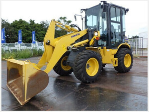 Tiresショベル(Wheel Loaderー) Komatsu WA50-8 202010 125h 202010製、稼働hours125h！キャビン仕様、譲