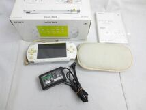 【同梱可】中古品 ゲーム PSP 本体 PSP1000 セラミックホワイト バリューパック 動作品 箱 充電ケーブル カバーケー_画像3