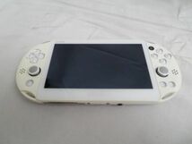 【同梱可】中古品 ゲーム PS Vita 本体 PCH-2000 ホワイト 動作品 メモリーカード 16GB 充電器付き_画像2