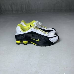 NIKE SHOX R4 YELLOW ショックス 9 27 黄色 黄　104265-048 104265 048 ショックスR4 shoxr4 ナイキショックス NIKEshox スニーカー ナイキ