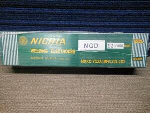 3 日亜 溶接棒　NGD　ガウジング用 ニッコー溶材 被覆アーク溶接棒 3.5kg NICHIA　WELDING ELECTRODES 3.2×350mm NGDなら6箱まで同梱可能