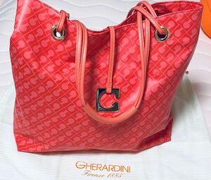 極美品　ほぼ未使用　GHERARDINI ゲラルディーニ　トートバッグ　SOFTY ソフティ 肩掛け　ハンドバッグ　