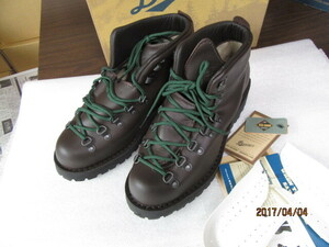 　新品 DANNER ダナー MOUNTAIN LIGHT ゴアテックス BRN　9.5ＥＥ