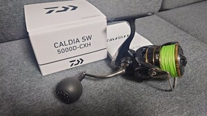 【送料無料】【美品】【OH済】【フルベア済】 ダイワ 22 カルディア SW 5000D-CXH DAWIA CALDIA スピニングリール