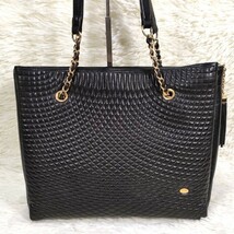 BALLY バリー キルティングレザー チェーンショルダー トートバッグ ブラック 黒 金具 ゴールド タッセル_画像2