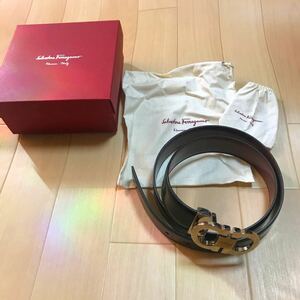 Salvatore Ferragamo サルヴァトーレフェラガモ　ベルト　箱　保存袋付き　イタリア製 a54